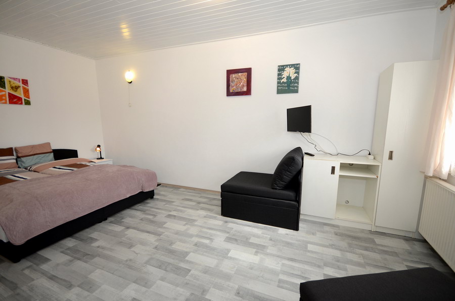 Monika Guesthouse Tapolca - 1-room air-conditioned apartment for 2 + 2 people